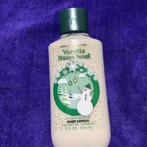 SELLING BATH and BODY WORKS BODY LOTION BRAND NEW NEVER USED or OPENED SIZE 8.OZ
